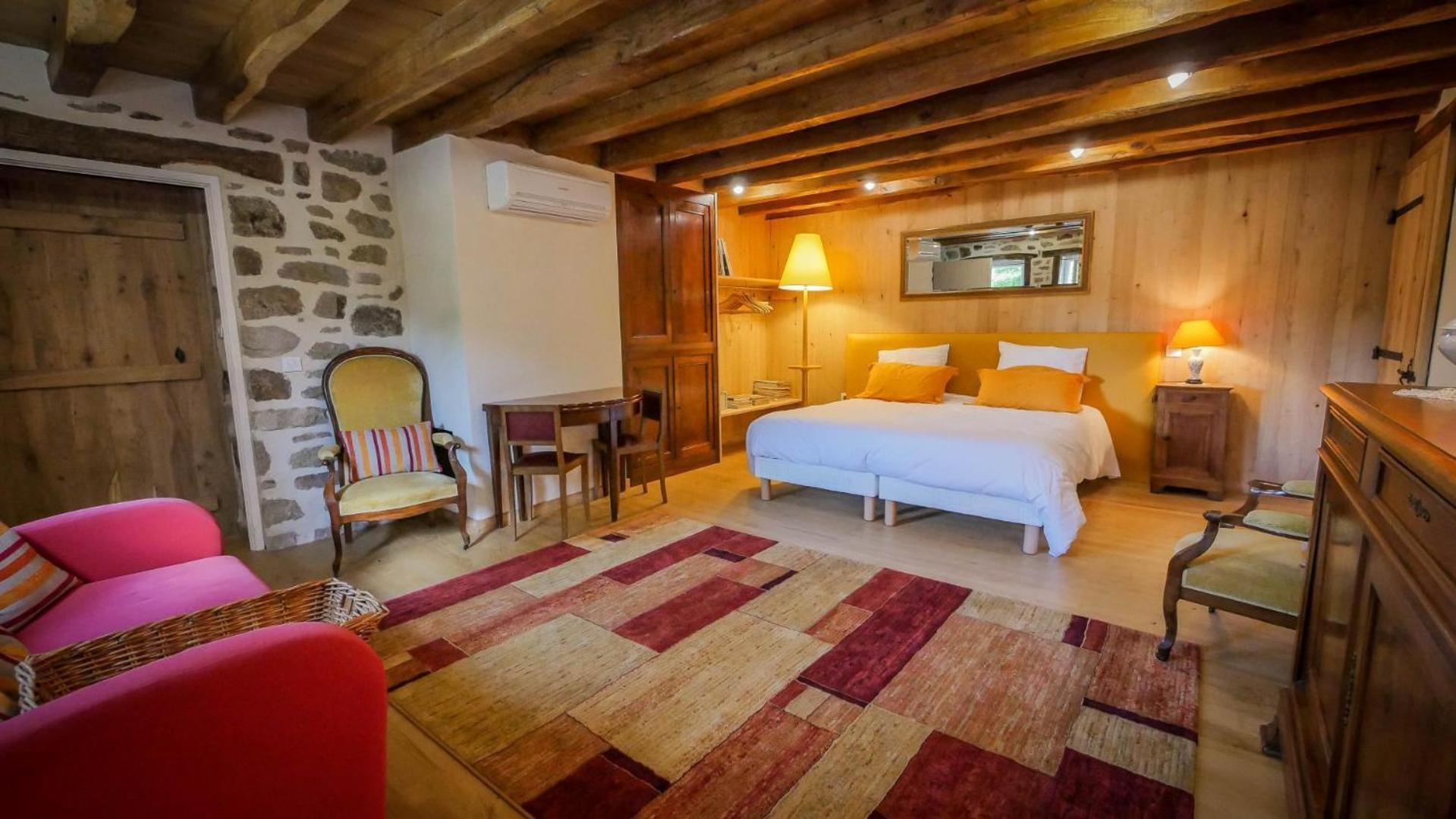 La Grande Foret Saint-Jouvent Экстерьер фото